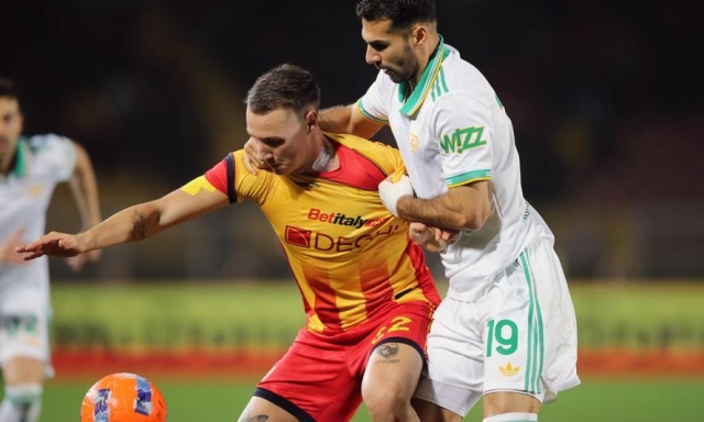 Camarda si opera, 2-3 mesi fuori. Ma i club sono indecisi: resta a Lecce o torna al Milan?