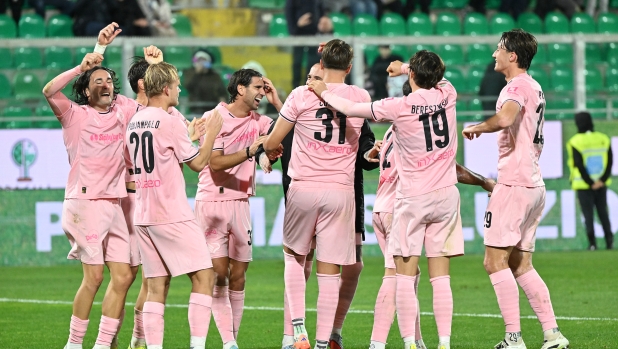 Le pagelle della Serie B: Venezia e Palermo tritatutto, 7,5. Crolla ancora il Bari, 4