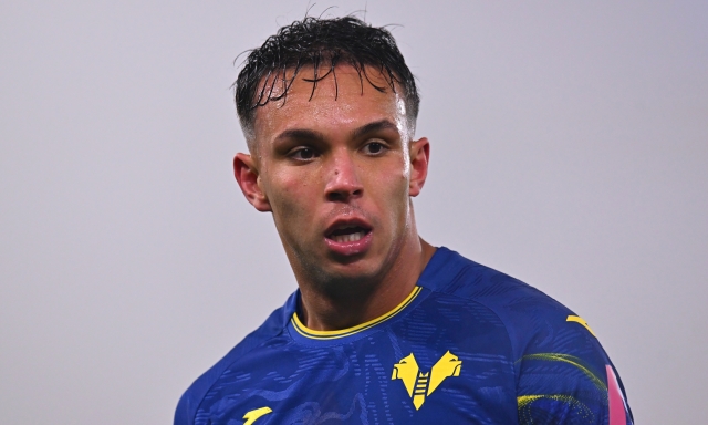 Napoli, visite mediche per Giovane: Conte lo vuole già domani per la Juve