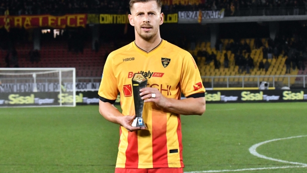 Lecce-Lazio, le pagelle: Ramadani 7, personalità e... una traversa. Cancellieri impreciso, 5