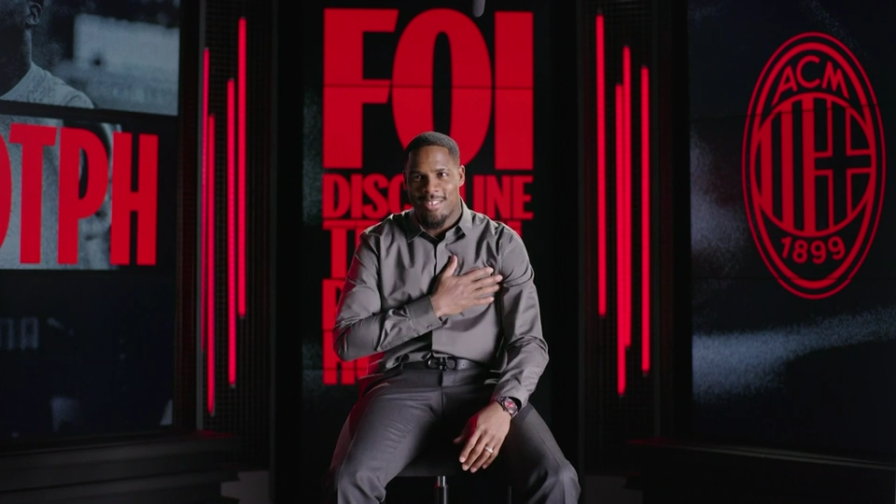 Maignan: "Rinnovo? Molto molto felice. Sono ancora qui, forza Milan!"