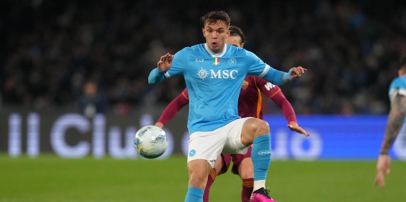 Napoli, Giovane &egrave; pronto al decollo: a Verona per conquistare Conte