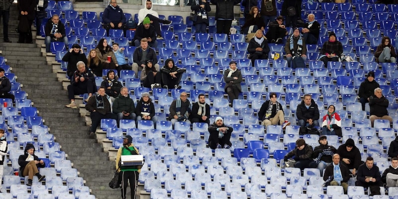 Lazio, futuro incerto. Intanto l&rsquo;Olimpico sar&agrave; ancora deserto