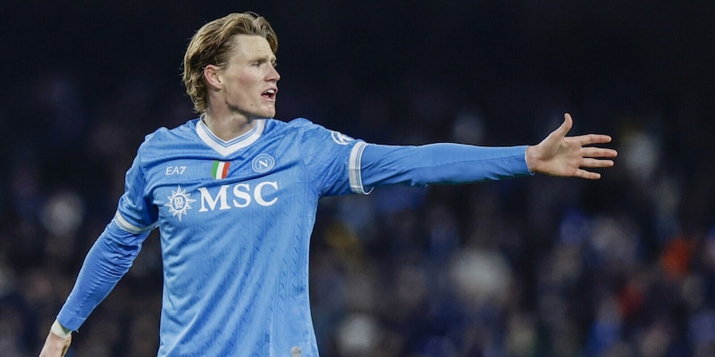 "McTominay pu&ograve; lasciare il Napoli": la rivelazione che fa tremare Conte e i tifosi