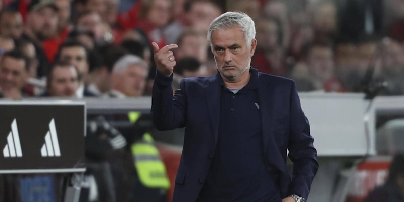 Mourinho non sar&agrave; al Bernabeu per Real Madrid-Benfica: la decisione