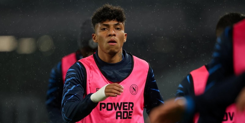 Alisson entusiasta: "Napoli, &egrave; un sogno essere qui". Poi parla di Conte