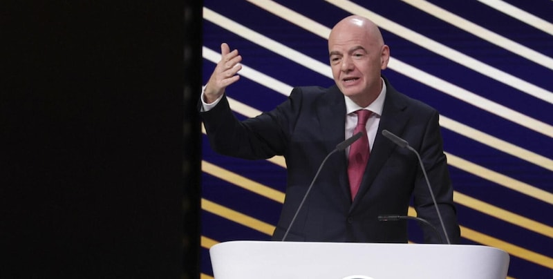 Dopo il disastro Inter-Juve Infantino e Ifab, sveglia!