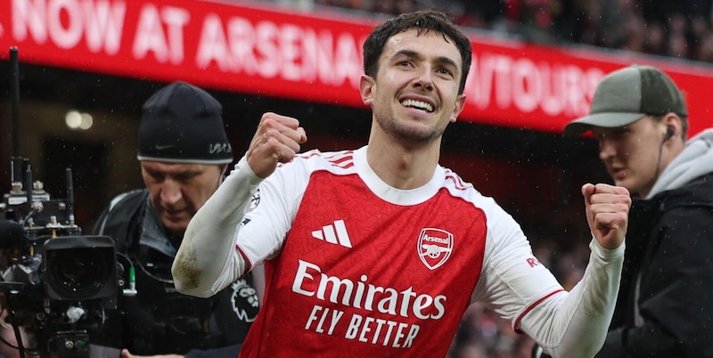 Arsenal, tris al Sunderland e +9 sul City. Vince ancora lo United, Palmer trascina il Chelsea