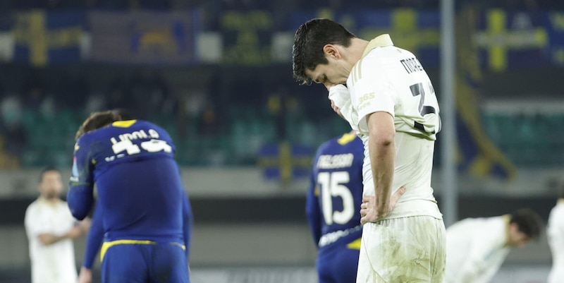 Il Pisa ci prova, Montip&ograve; e un palo salvano il Verona: al Bentegodi un pari che non serve a nessuno