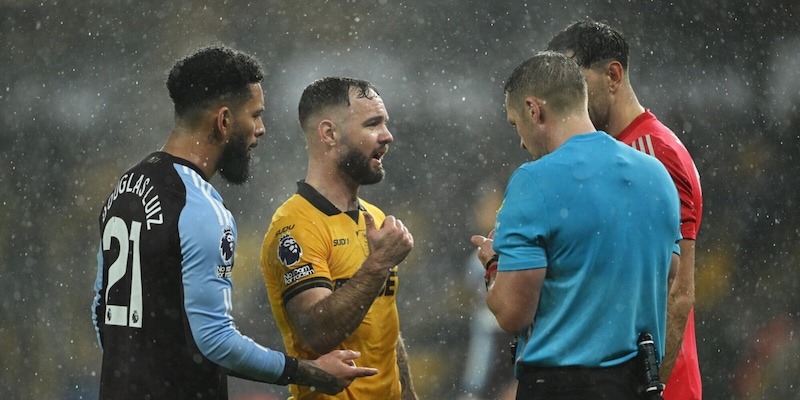 I Wolves fermano l'Aston Villa, un'ora per Douglas Luiz. Il Lens frena a Strasburgo, colpo Levante