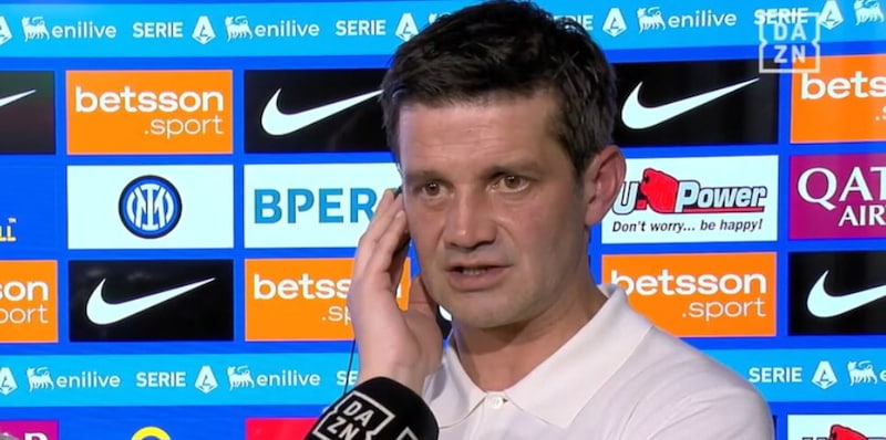 Chivu difende Bastoni: "Non simula. Kalulu? Il tocco c'&egrave;, l'espulsione &egrave; giusta"