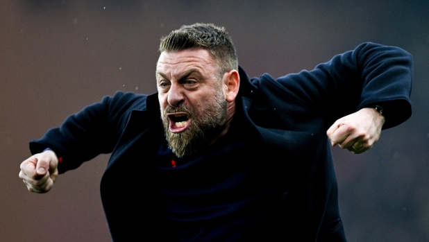 LIVE Alle 18 Genoa-Napoli: De Rossi con Vitinha-Colombo, Elmas-Vergara dietro Hojlund per Conte