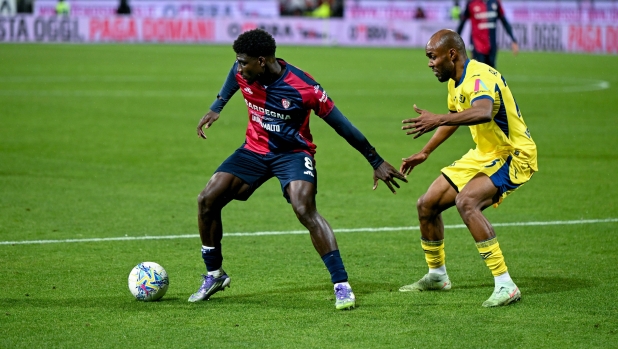 Cagliari-Verona, le pagelle: brilla Adopo (7,5), disastro Sarr (4)