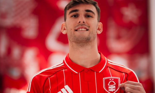 Lucca senza pace, pioggia di insulti social dai napoletani dopo gli errori col Nottingham