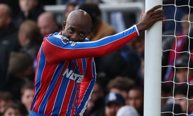 Milan, niente Mateta! Le sue ginocchia non superano i test del medico rossonero. I dettagli