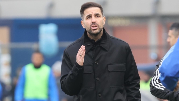 "Perché, Signore? Eppure gioco bene": dialogo tra Fabregas e il dio del calcio