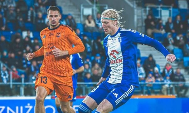 Dalla Spagna alla Polonia, ora a Verona: chi è Edmundsson, il primo giocatore delle Far Oer in Serie A