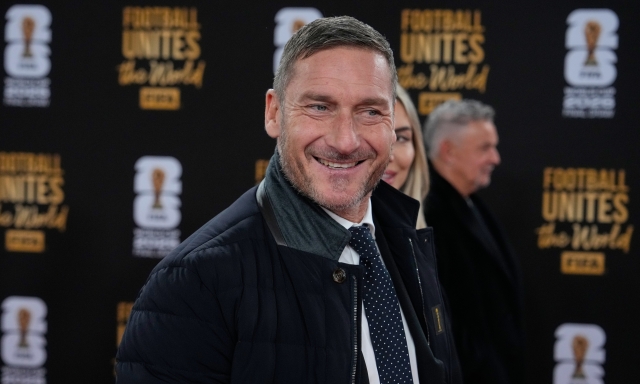 Totti: "Io alla Roma? Stiamo parlando, spero di tornare presto. Sono stato a cena con Gasperini"