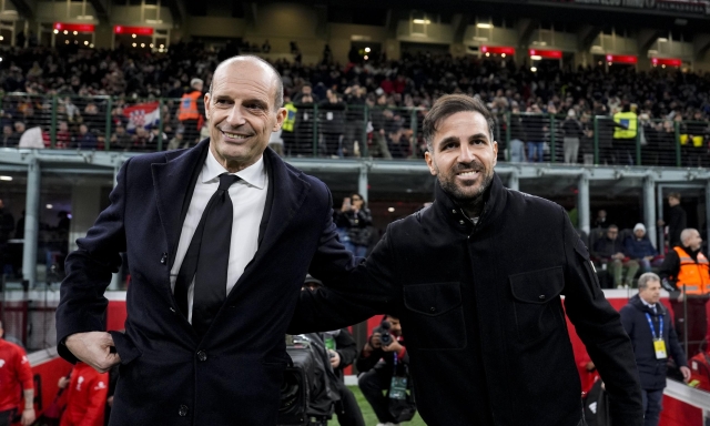 Fabregas-Allegri, scintille dopo la partita. Poi Cesc chiede scusa. Max: "È giovane..."