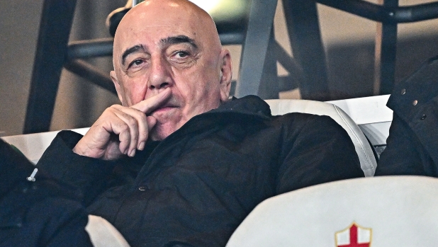 Galliani: "40 anni fa Berlusconi-Milan, fu un atto d'amore. Brindammo sulla Tour Eiffel"