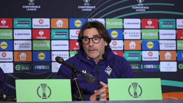 Fiorentina, Vanoli: "Lo Jagiellonia gioca bene. Sottovalutiamo troppo gli altri campionati..."