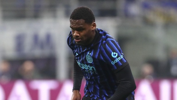 LIVE Alle 20.45 Inter-Genoa: Chivu con Bonny e Thuram. Vitinha-Colombo dal 1' per De Rossi