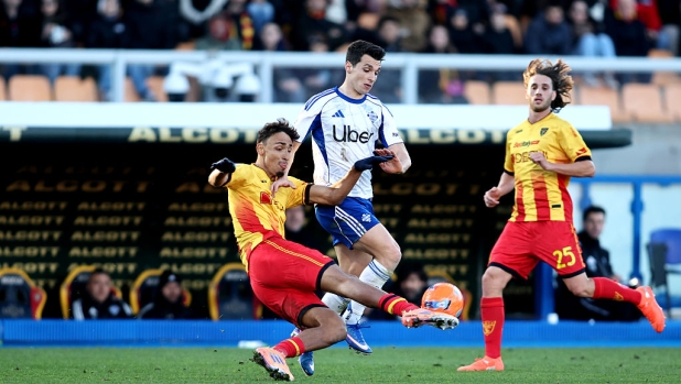 Como-Lecce, il pronostico: la difesa di Fabregas è un muro e Nico Paz prova a sbloccarsi