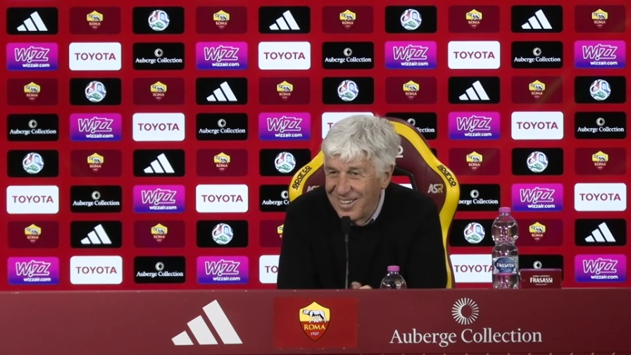 Gasperini: "Totti? Giocherà domani". La risposta fa ridere la sala stampa