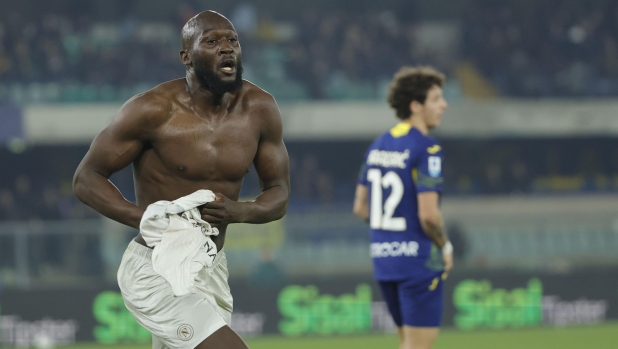Lukaku, gol e lacrime: "Prima di arrivare a Napoli ero morto. Questa squadra mi fa andare avanti"