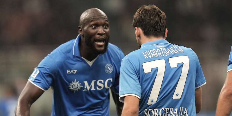 Kvara e il messaggio a Lukaku su Instagram: l&rsquo;omaggio non sfugge ai tifosi sui social