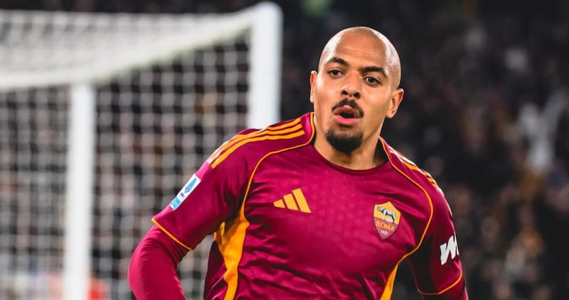 Malen e altri dieci: la Roma riparte dal suo bomber. Come i Friedkin pagheranno il riscatto