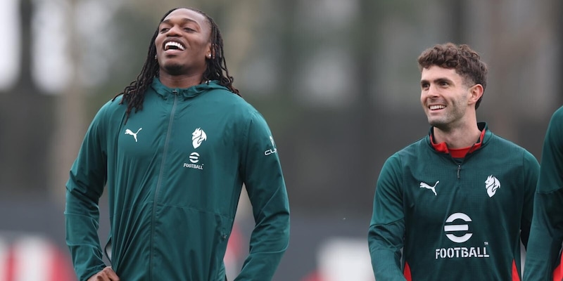 Retroscena Milan, cosa &egrave; successo tra Pulisic e Leao prima dell&rsquo;allenamento