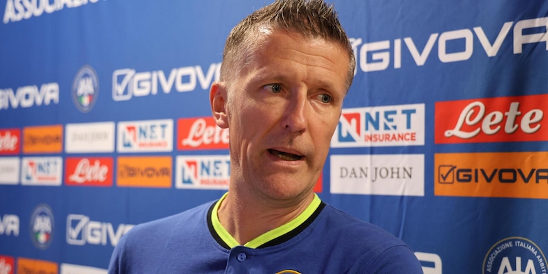 "Orsato cosa pensa? Il Var ha trasformato il calcio in un circo! Abbiamo foto e filmati"