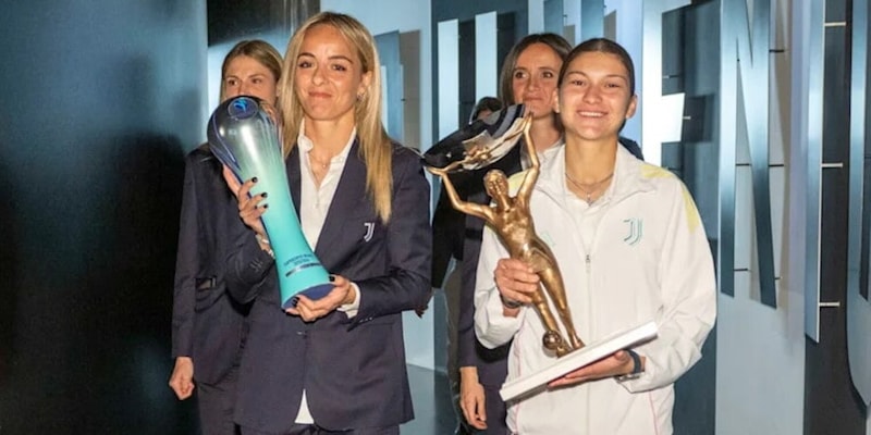 Supercoppa e Viareggio Cup, due nuovi trofei Women al museo Juve: "Vincere &egrave; nel Dna"