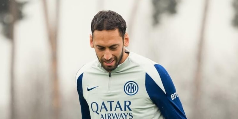 Nuovo infortunio per Calhanoglu: il comunicato e i tempi di recupero