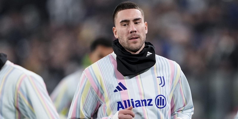 Vlahovic non convocato per Udinese-Juve: slitta il rientro, ecco quando pu&ograve; tornare