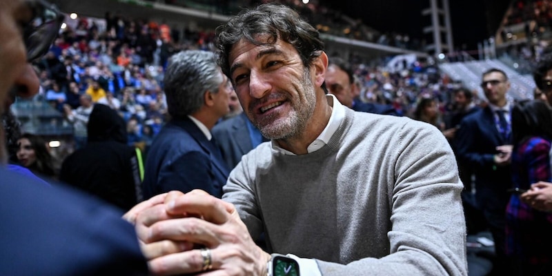 Ciro Ferrara escluso dai campioni del murale per il centenario del Napoli: "Nonostante le supercazzole..."