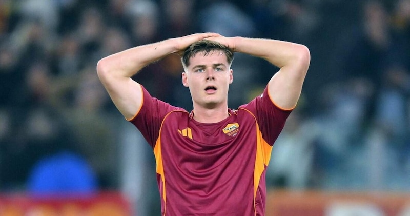 Roma, non c'&egrave; pace per Ferguson: di nuovo in Inghilterra per visite mediche