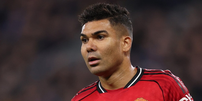 Casemiro sul mercato, addio allo United nonostante le prestazioni pazzesche. Ma lo stipendio...