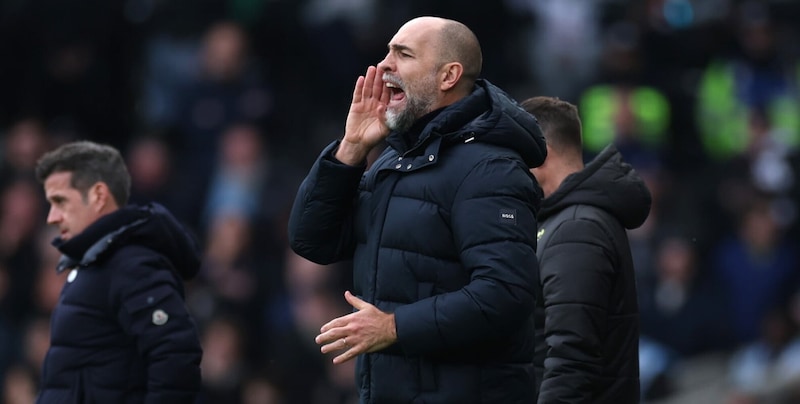 Il Fulham batte il Tottenham: altro ko per Tudor. Male il Nottingham, lo United ribalta il Palace