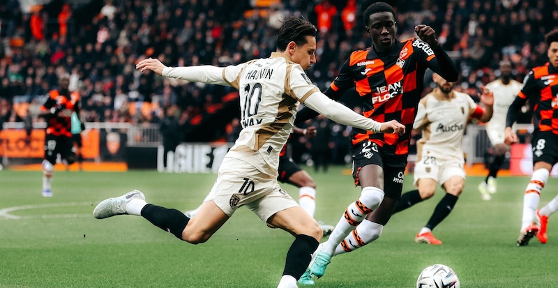 Il Lens di Thauvin fallisce il sorpasso sul Psg: ko contro il Lorient in Ligue 1
