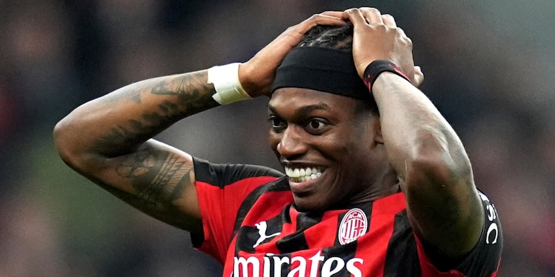 Leao-Milan, la crisi del settimo anno. E Nusa &egrave; gi&agrave; il candidato a sostituirlo