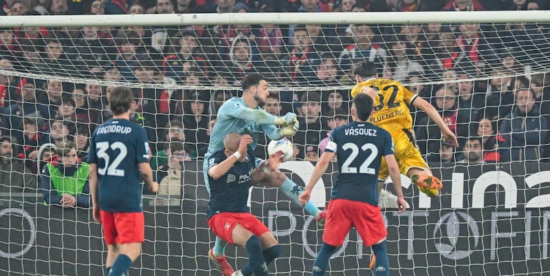 Ekkelenkamp e Davis trascinano l'Udinese: il Genoa di De Rossi resta fermo al palo