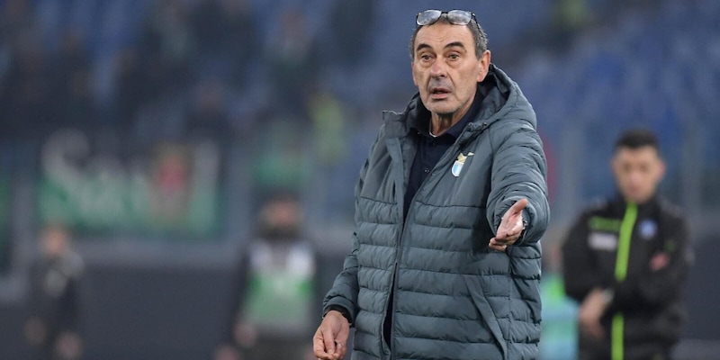 Lazio, Sarri: "Non lo so neanche io perch&eacute; sono rimasto"