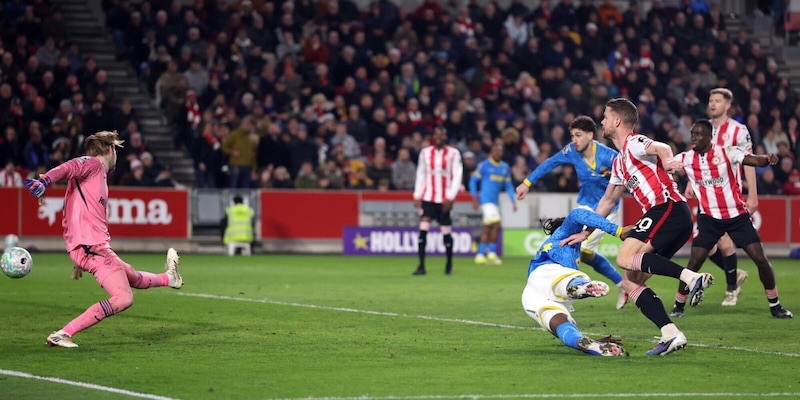 Il Brentford si mangia le mani: solo pari con i Wolves e occasione sprecata per avvicinarsi alla Champions