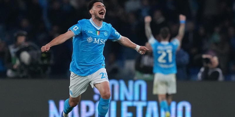 Il Napoli trionfa sotto gli occhi di Sal Da Vinci. Conte ritrova Anguissa e De Bruyne, Maradona in festa