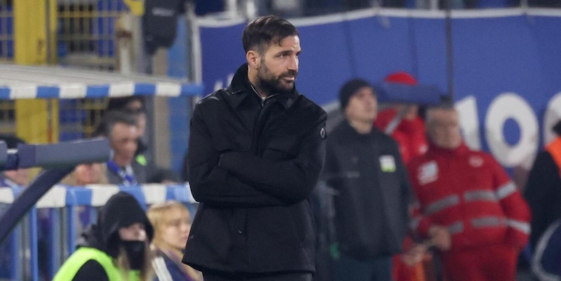 Fabregas e la frecciata sui calendari: "Ancora una volta il Como giocher&agrave; di sabato, l'Inter invece..."