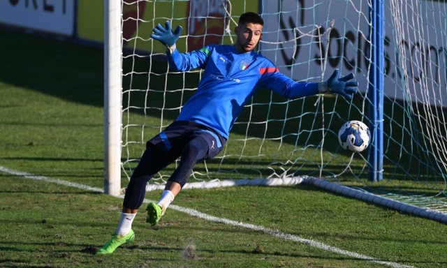 La scelta di Vicario: infortunato ma va in ritiro a Bergamo per stare accanto al gruppo azzurro
