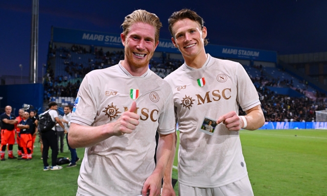 Napoli, a Cagliari tornano i big: McTominay e De Bruyne di nuovo dal 1'