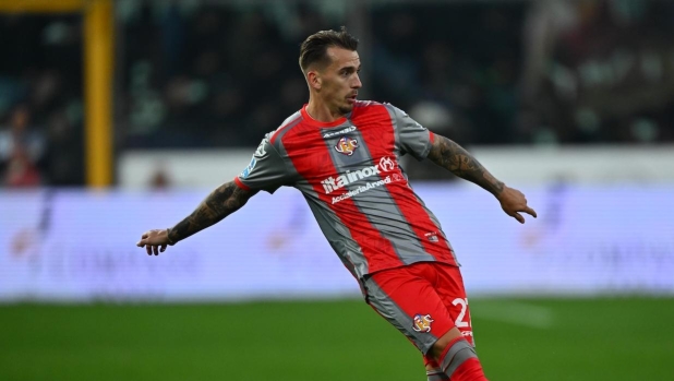 LIVE Alle 15 Parma-Cremonese, le ultime: 5-3-2 per Cuesta, Giampaolo con Vandeputte trequartista